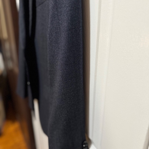Men’s Navy Suit Jacket (36R) / Blazer | Banana Republic - Picture 4 of 16